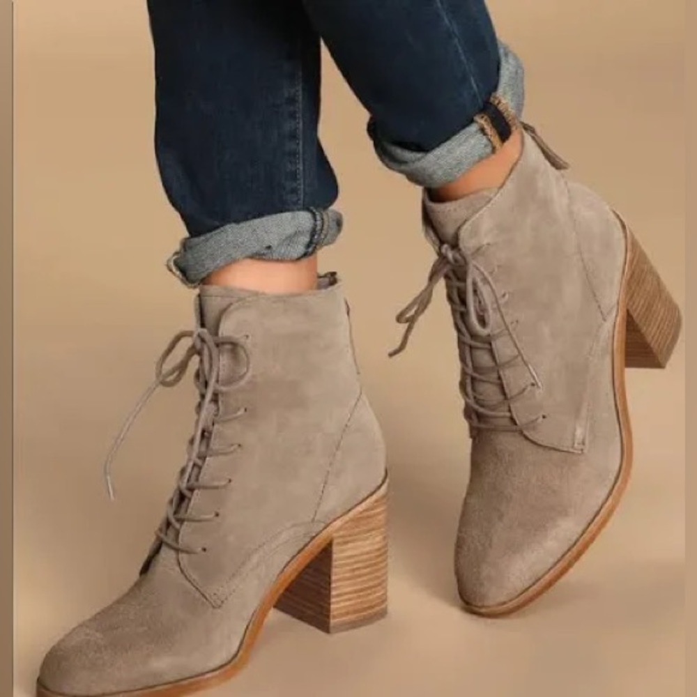 Dolce Vita Tan Heeled Boots - Picture 1 of 7
